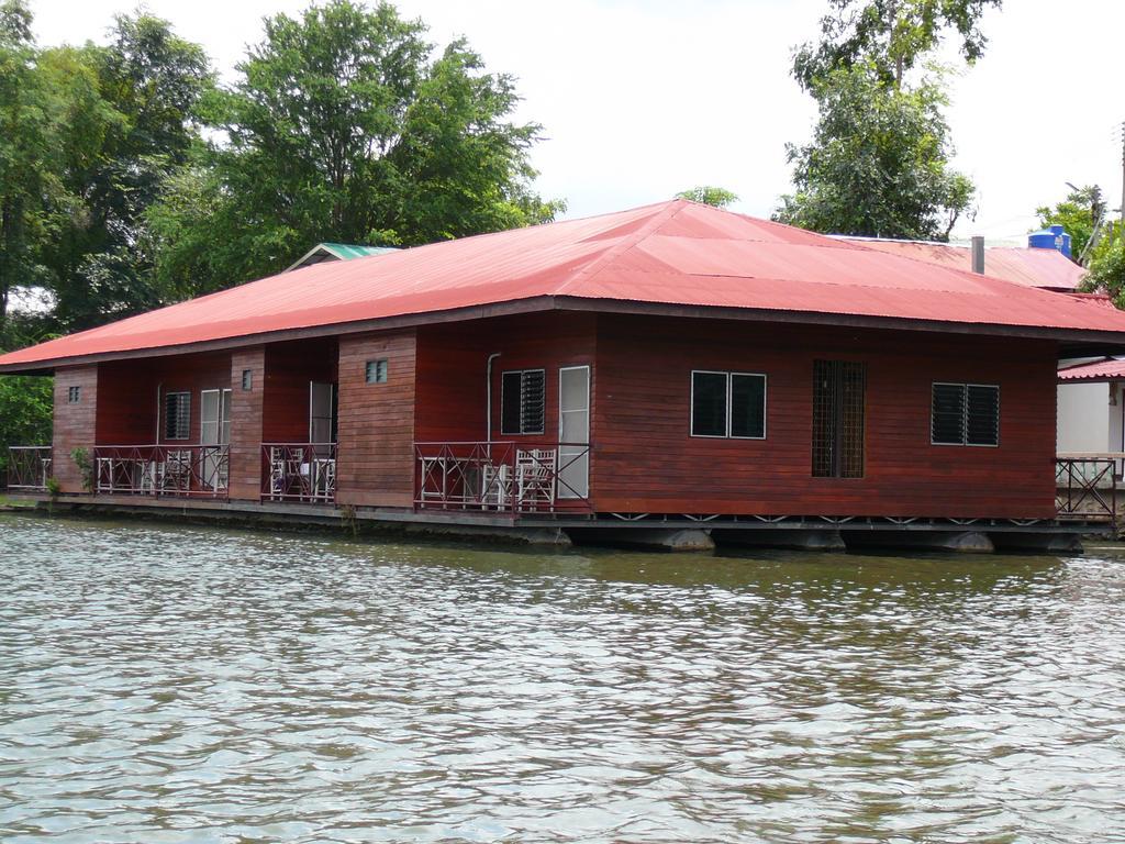 Vn Guesthouse Kanchanaburi Luaran gambar